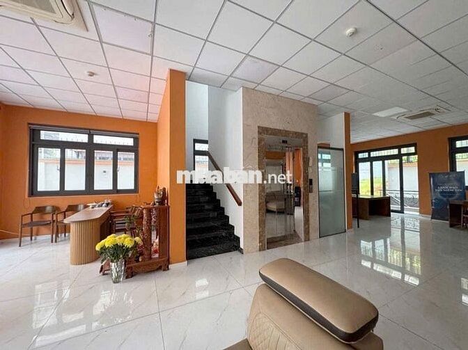 CHO THUÊ SÀN TRỐNG VĂN PHÒNG HIMLAM KÊNH TẺ - – GIÁ 32 TRIỆU/27 TRIỆU