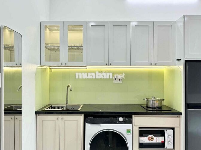 CĂN HỘ BANCONG XÂY MỚI 100% - THANG MÁY NGAY CẠNH CẦU VƯỢT 3/2
