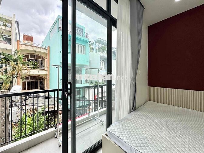 CĂN HỘ BANCONG XÂY MỚI 100% - THANG MÁY NGAY CẠNH CẦU VƯỢT 3/2