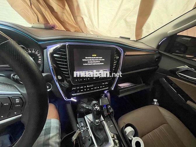 Isuzu MU-X 2023 Trắng 7000 km bản cao cấp nhất