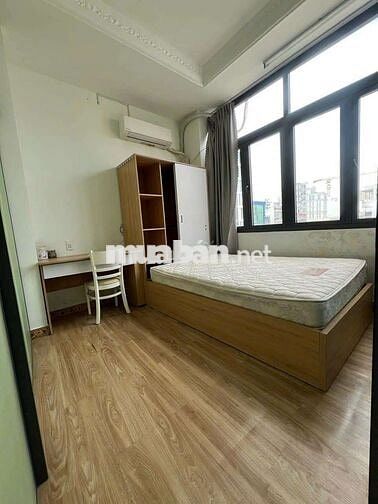 Cho thuê CH 2PN Nhà Mặt Tiền -  Rộng 70m2 ở Hoàng Văn Thụ - Q. PN