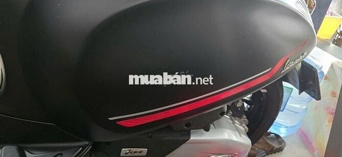 Piaggio Vespa Sprint S 125 8000 km Đen