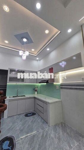 Nhà mới 4 tầng Hưng Phú Q8 - 4PN SHR hoàn công hẻm 4m