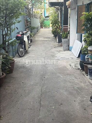 Nhà hẻm số 7 Thành Thái sát HXH. 3,8mx8,5m.Nhà 3 tầng BT.Giá 4.9 tỷ