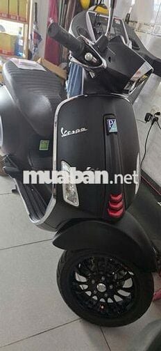 Piaggio Vespa Sprint S 125 8000 km Đen