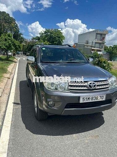 Toyota Fortuner 2009 Số tự động Xám