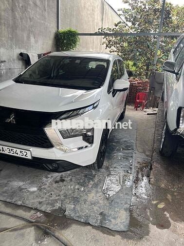 Mitsubishi Xpander 7 chỗ màu Trắng