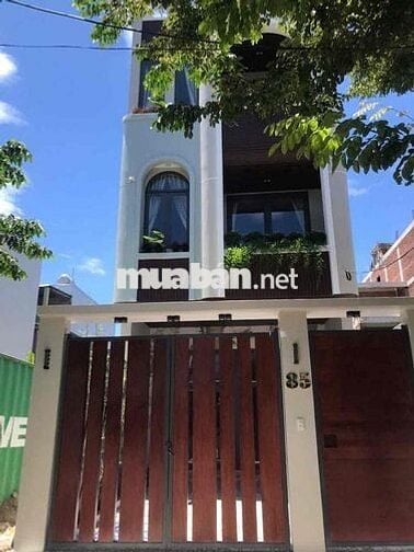 Nhà 3 tầng full nội thất cao cấp diện tích sàn 282m2