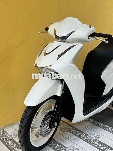 SH 125 2026 Trắng đen 400 km 43AB-710.86