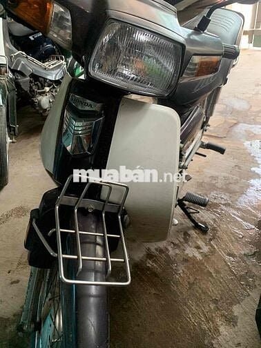 Honda super Dream 2000