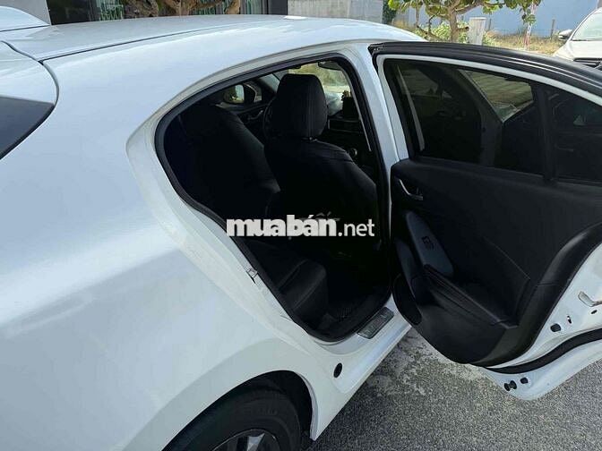 Mazda Mazda 3 Hatchback 2017 Trắng