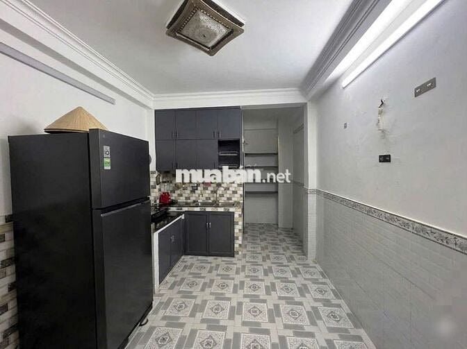 MẶT TIỀN HẺM XE TẢI TÂN BÌNH GIÁ 3,2 TỶ TL Nhẹ SHR 3,1X 6,45M 