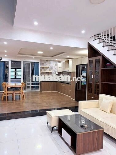 Cho thuê nhà đường Nước Mặn gần sông, Nam Việt Á, 3PN