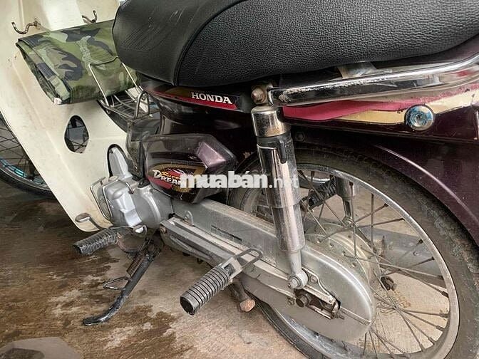 Honda super Dream 2000