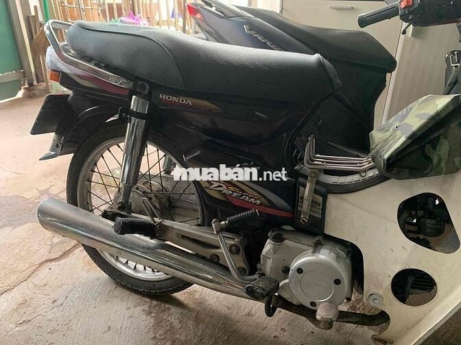 Honda super Dream 2000
