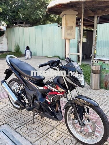 Honda Sonic 6 cấp DOHC màu Đen