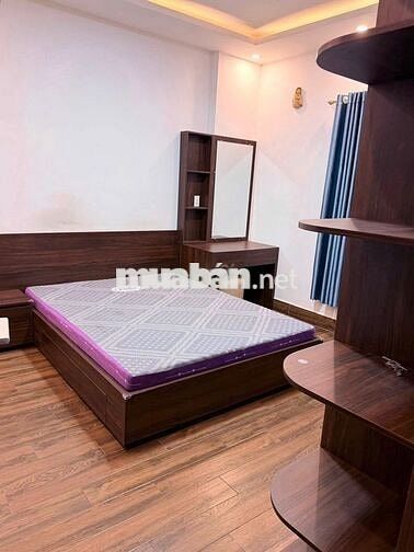 Cho thuê nhà đường Nước Mặn gần sông, Nam Việt Á, 3PN