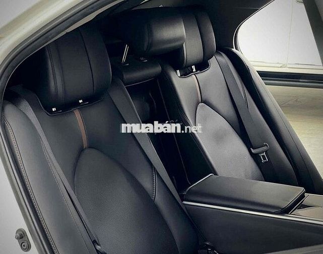 🚘 Toyota Camry 2.0Q Model 2023 Trắng ngọc trai