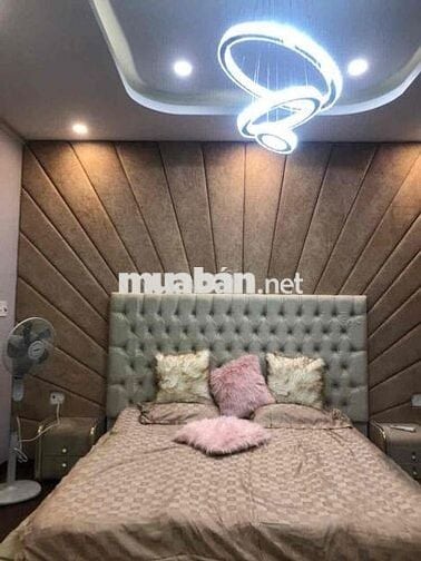Nhà 3 tầng full nội thất cao cấp diện tích sàn 282m2