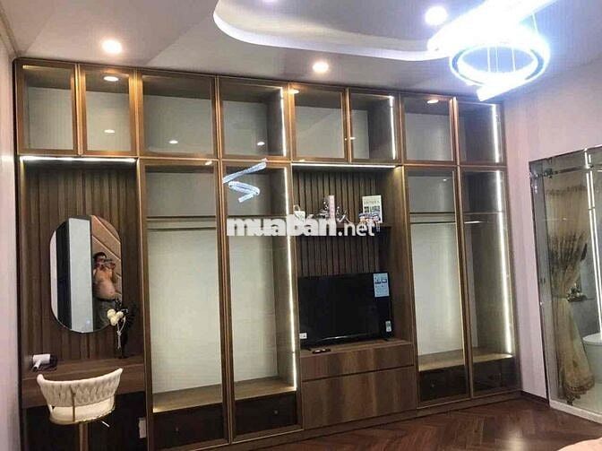 Nhà 3 tầng full nội thất cao cấp diện tích sàn 282m2