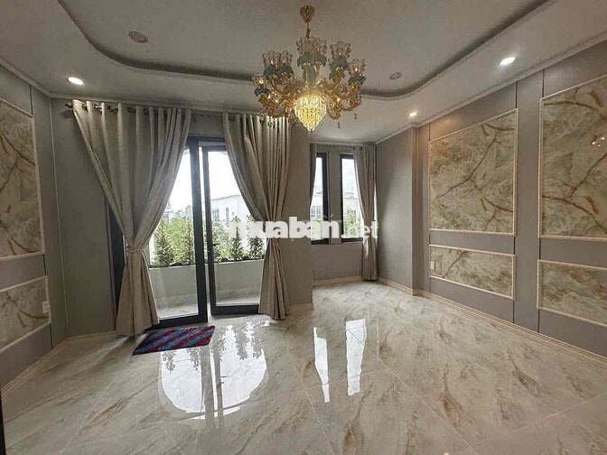 Nhà 3 tầng full nội thất cao cấp diện tích sàn 282m2