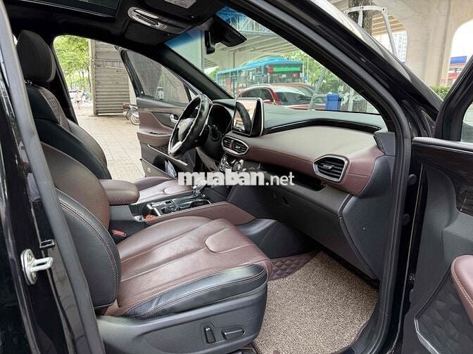 Hyundai Santa Fe 2021 Dầu Đen 7 vạn km