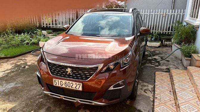 Bán xe Peugeot 3008 năm SX 2018