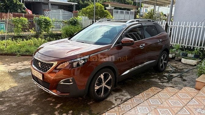 Bán xe Peugeot 3008 năm SX 2018