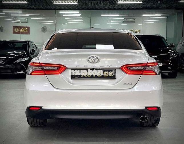 🚘 Toyota Camry 2.0Q Model 2023 Trắng ngọc trai
