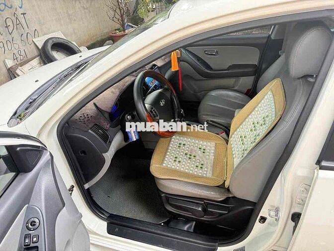 Hyundai Avante 2011 1.6 AT Trắng