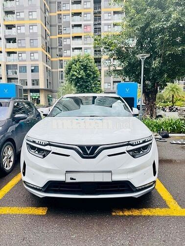 VinFast VF 8 ECO - Cực Hiếm