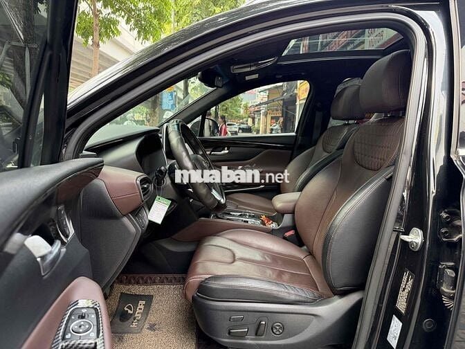 Hyundai Santa Fe 2021 Dầu Đen 7 vạn km