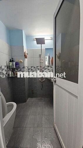 Bán nhà 3 Tầng Tạ Quang Bửu P2 Q8