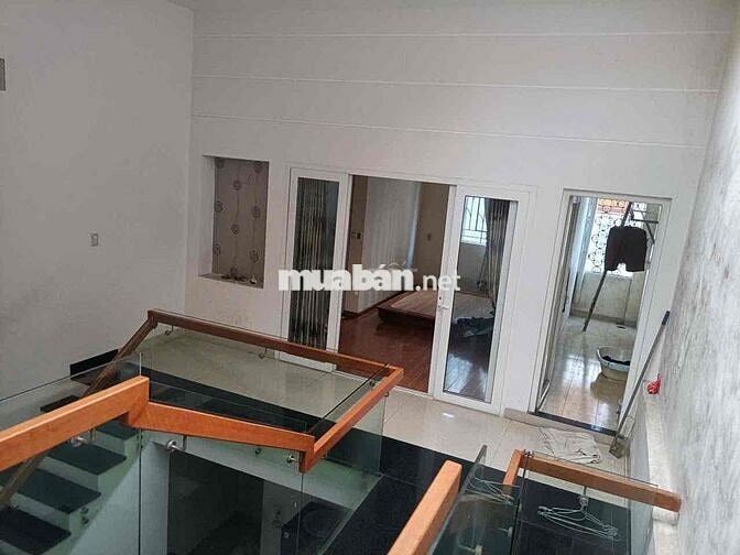 277 CHO THUÊ NHÀ 2 TẦNG 130M² – 3PN 3WC, SÂN RỘNG