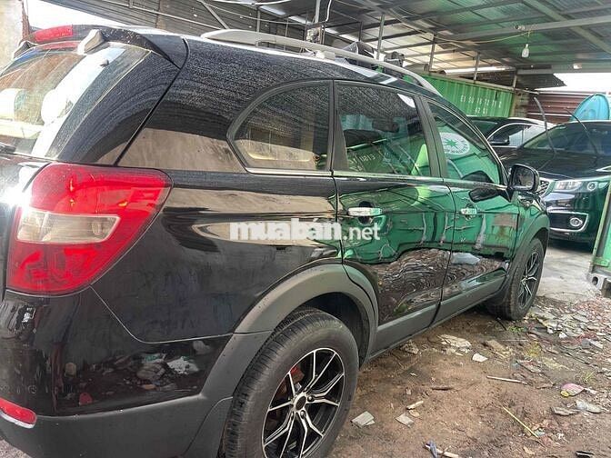 Chevrolet Captiva 5 chỗ Số sàn Xăng Đen