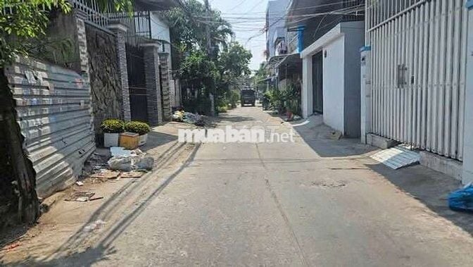 Bán nhà giá rẻ ở trung tâm CMT8
