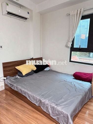 CCMN khép kín 28m2 full đồ nội thất rất thoáng 2 cửa sổ, ban công