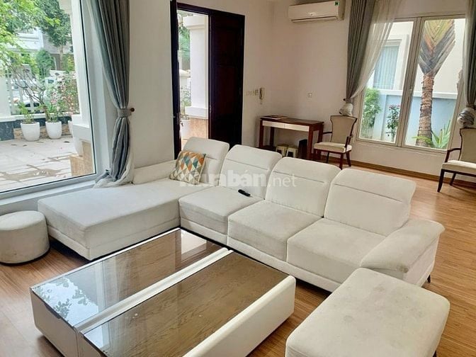 Cho thuê biệt thự đường Hoa Sữa khu Vinhomes Riverside
