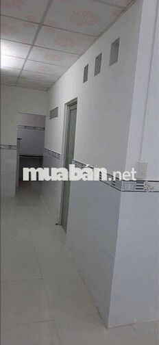 Bán nhà giá rẻ ở trung tâm CMT8