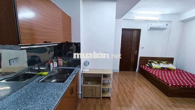 CCMN khép kín 28m2 full đồ nội thất rất thoáng 2 cửa sổ, ban công