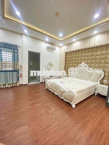 Nhà đẹp hoà xuân , có 3pn , nội thất cao cấp