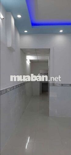Bán nhà giá rẻ ở trung tâm CMT8