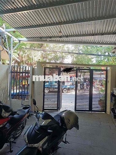 277 CHO THUÊ NHÀ 2 TẦNG 130M² – 3PN 3WC, SÂN RỘNG