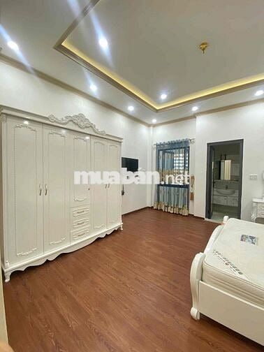 Nhà đẹp hoà xuân , có 3pn , nội thất cao cấp