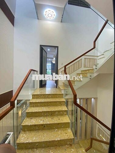 Nhà đẹp hoà xuân , có 3pn , nội thất cao cấp