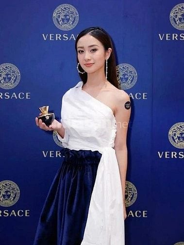 Free ship toàn quốc - Dylan Blue Pour Femme Eau de Parfum (100ml) 