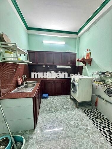 Nhà trệt lầu 3PN full nội thất hẻm đường Nhật Tảo chỉ 6 triệu