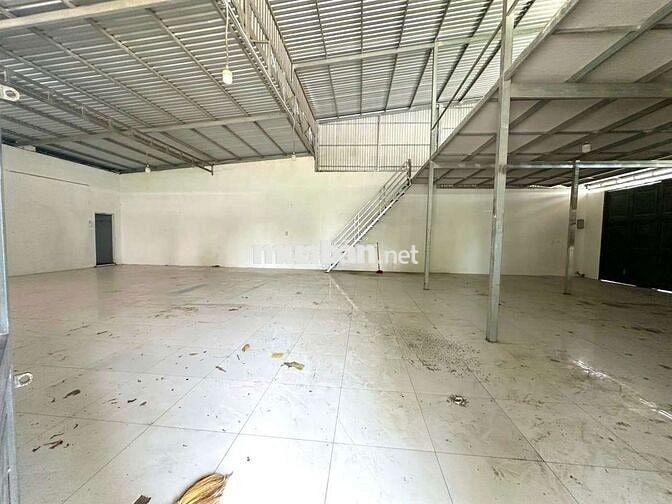 CHO THUÊ NHÀ KHO GÓC 2 MẶT TIỀN KDC PHÚ AN RỘNG 200M2 GIÁ 14TR/THÁNG