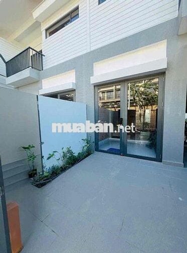 CHO THUÊ NHÀ MỚI DIỆN TÍCH RỘNG KHU DÂN CƯ NAM LONG