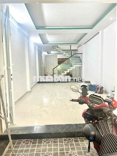 Nhà Hẻm 5M Vườn Lài.Tân Phú.DT:4m X 18m 3lầu 5PN 3WC